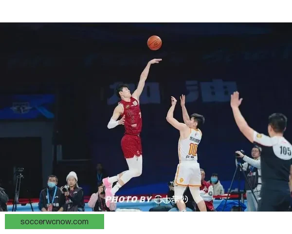 李弘权带领上海豪取十五连胜史密斯绝杀深圳连胜九场